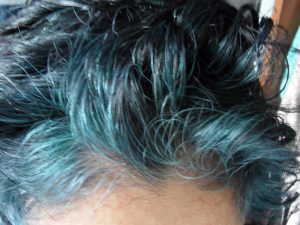 Indigo hair dye in grey hair